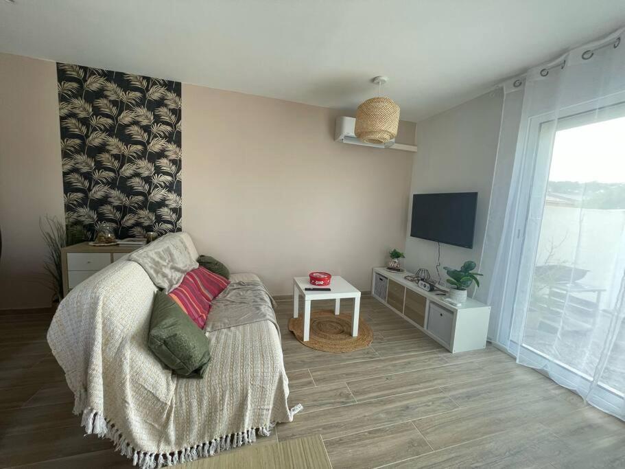 Appartement 53 M² - Pignans Au Coeur Du Var المظهر الخارجي الصورة